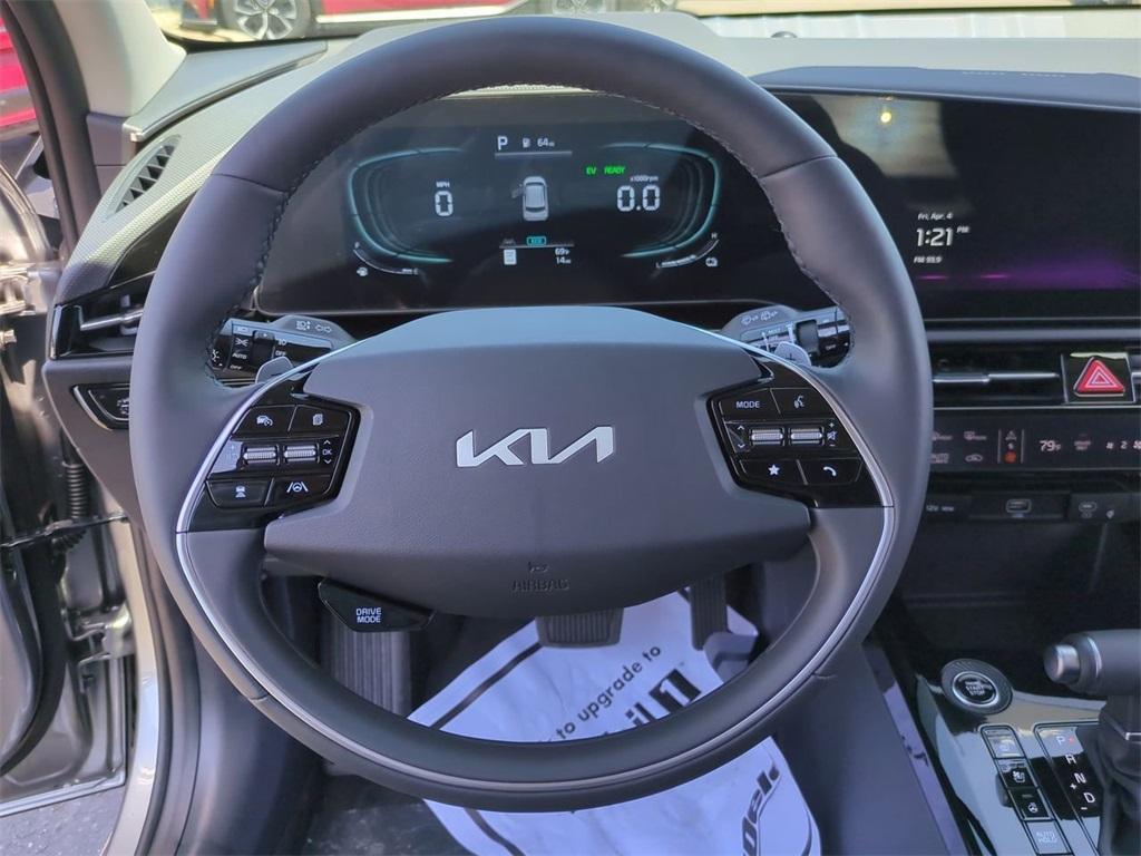 new 2025 Kia Niro car, priced at $33,060