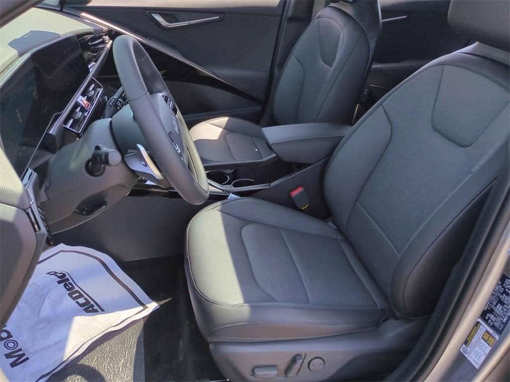new 2025 Kia Niro car, priced at $33,060