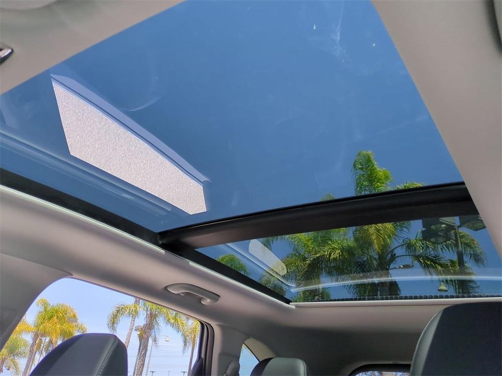 new 2025 Kia Sorento car, priced at $38,525