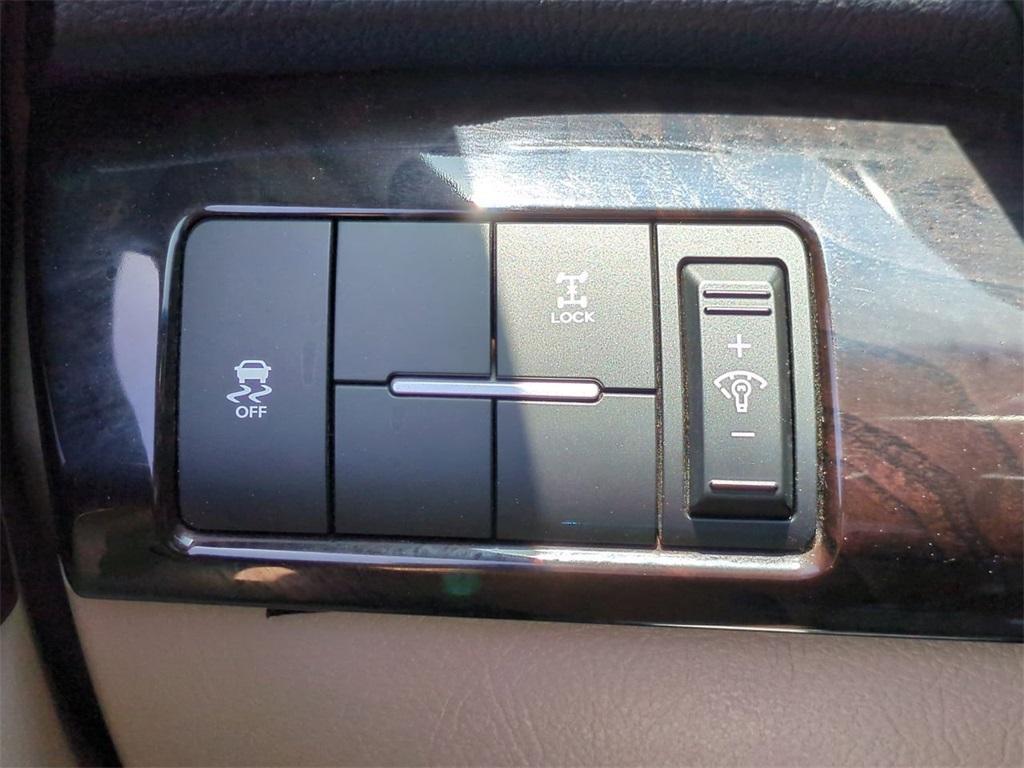 used 2015 Kia Sorento car, priced at $10,900