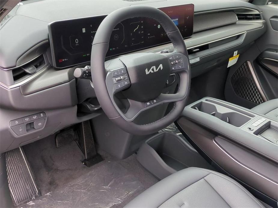 new 2024 Kia EV9 car, priced at $66,470