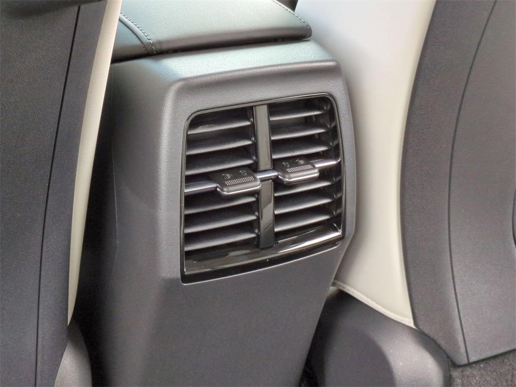 new 2025 Kia Niro car, priced at $28,460