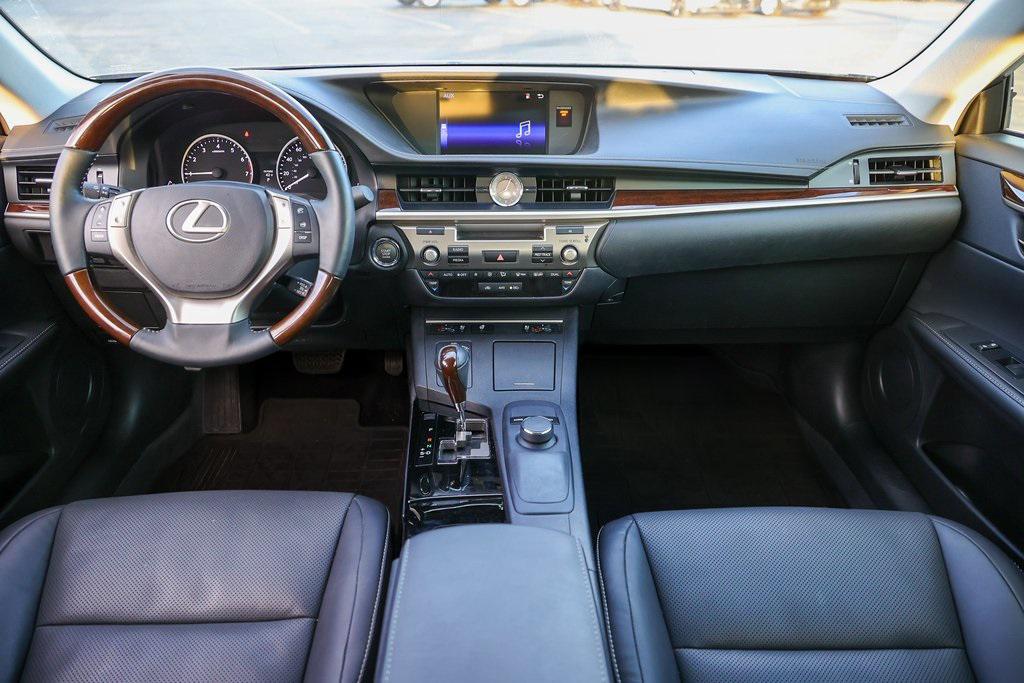 used 2015 Lexus ES 350 car, priced at $18,999