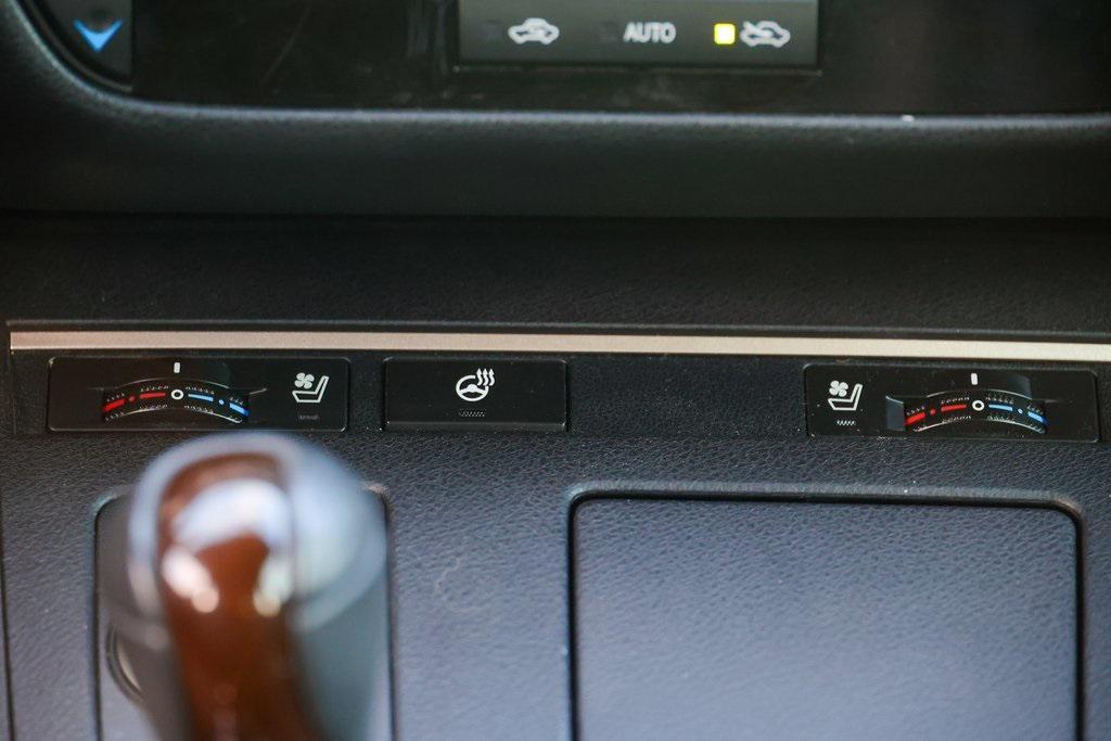 used 2015 Lexus ES 350 car, priced at $18,999