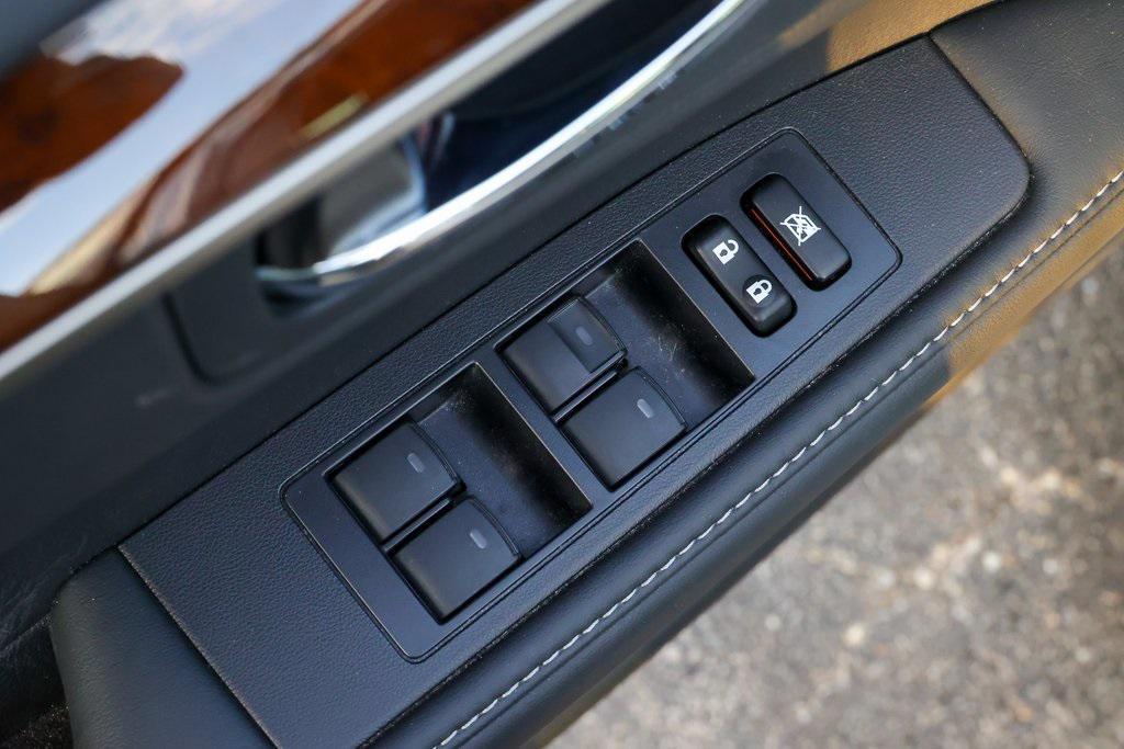 used 2015 Lexus ES 350 car, priced at $18,999