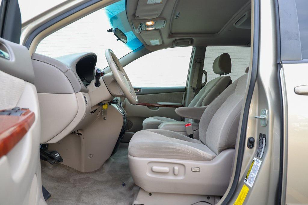 used 2005 Toyota Sienna car, priced at $8,999