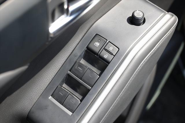 used 2022 Toyota Highlander car, priced at $40,799