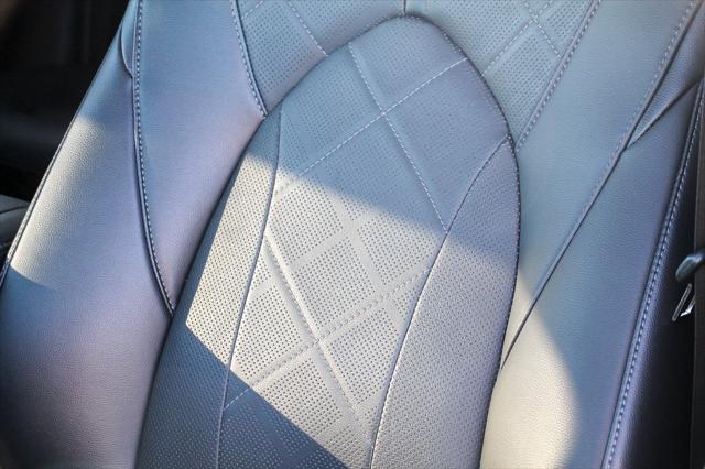 used 2023 Toyota Highlander Hybrid car, priced at $52,999