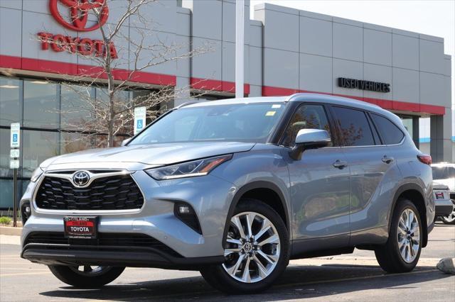 used 2023 Toyota Highlander car, priced at $46,994