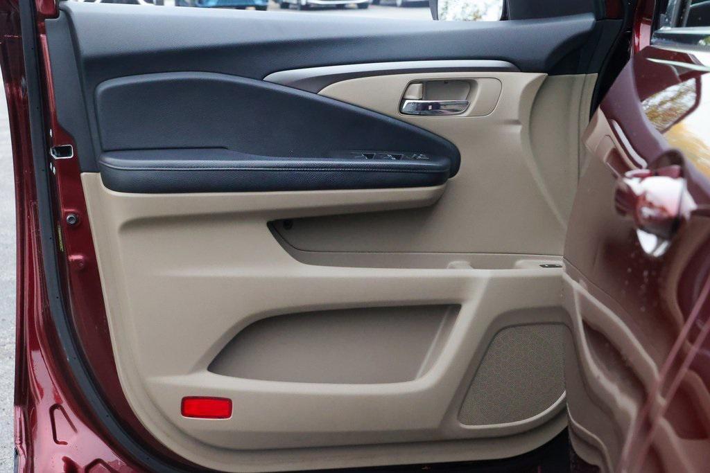 used 2018 Honda Pilot car, priced at $17,999