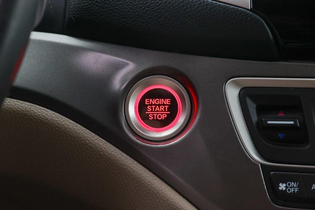 used 2018 Honda Pilot car, priced at $17,999