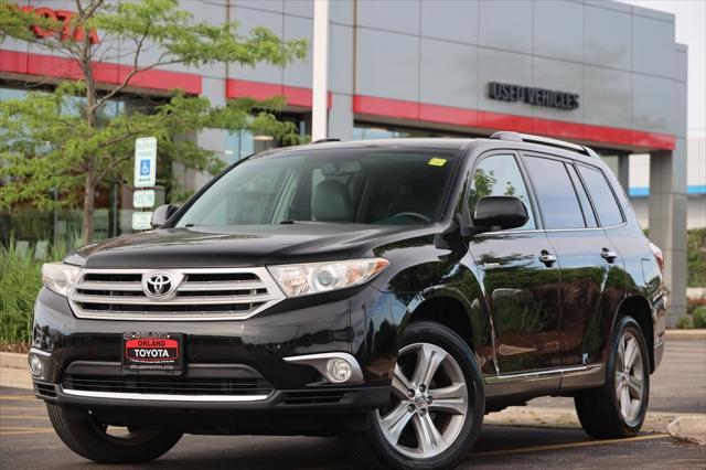 used 2013 Toyota Highlander car, priced at $14,999