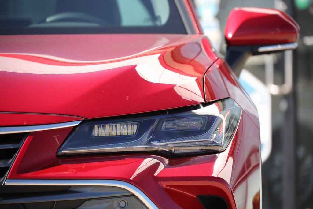 used 2021 Toyota Avalon Hybrid car, priced at $30,999