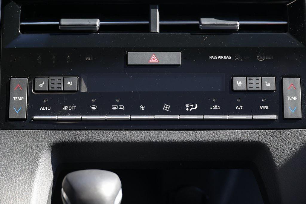 used 2021 Toyota Avalon Hybrid car, priced at $30,999