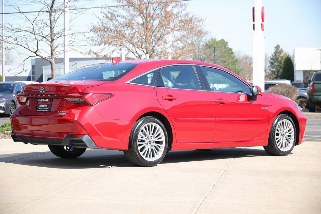 used 2021 Toyota Avalon Hybrid car, priced at $30,999