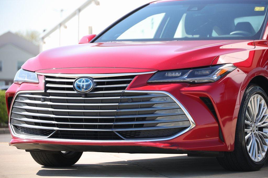 used 2021 Toyota Avalon Hybrid car, priced at $30,999