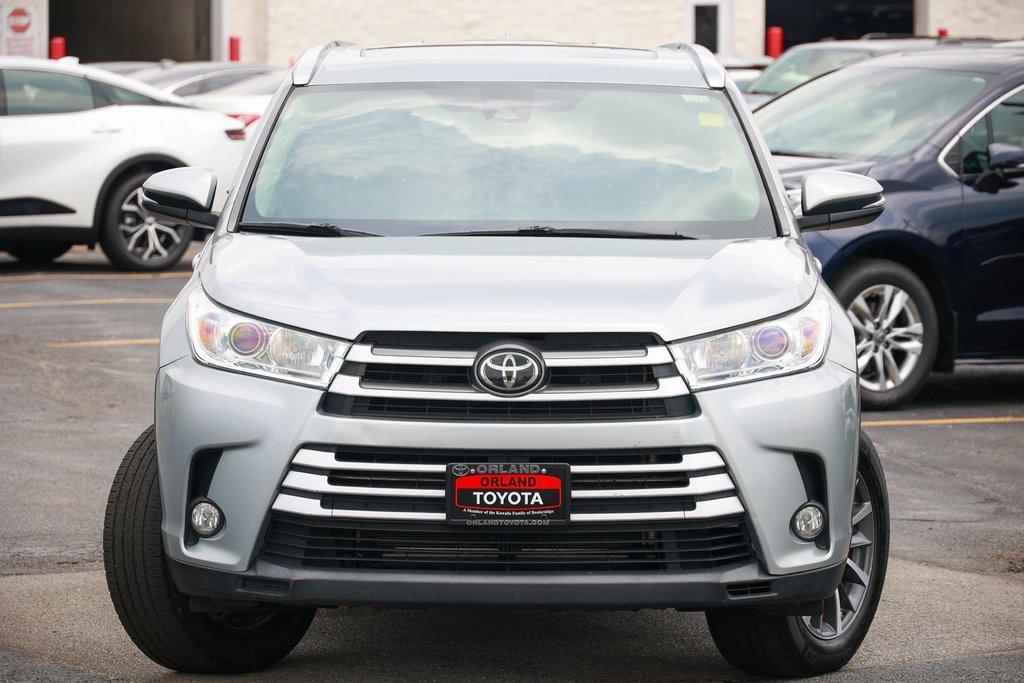 used 2018 Toyota Highlander car, priced at $26,499