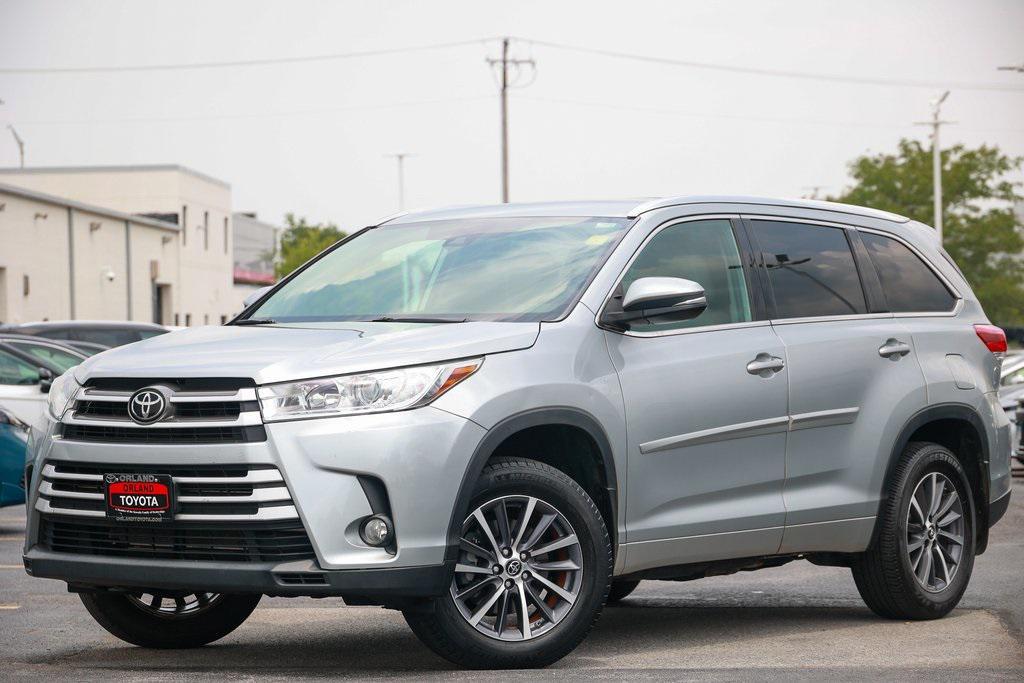used 2018 Toyota Highlander car, priced at $26,499