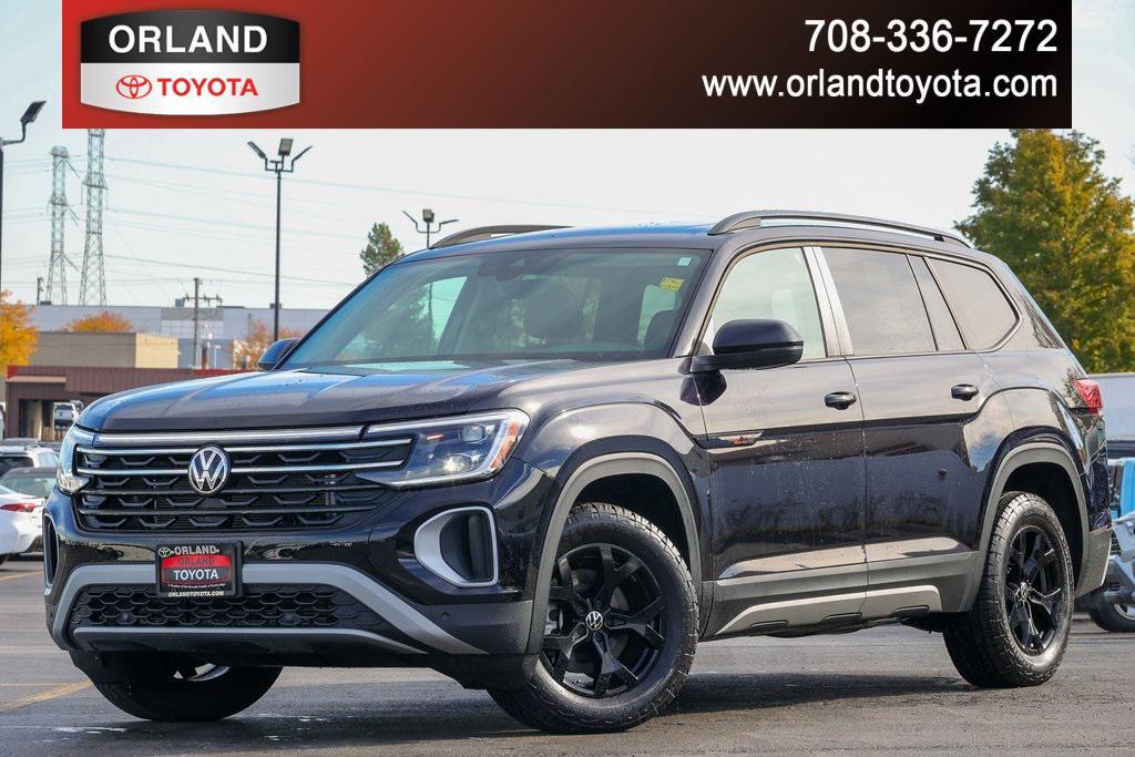 used 2024 Volkswagen Atlas car, priced at $35,999
