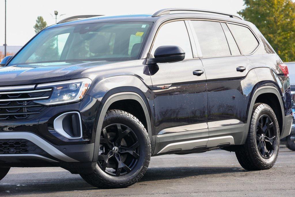 used 2024 Volkswagen Atlas car, priced at $35,999
