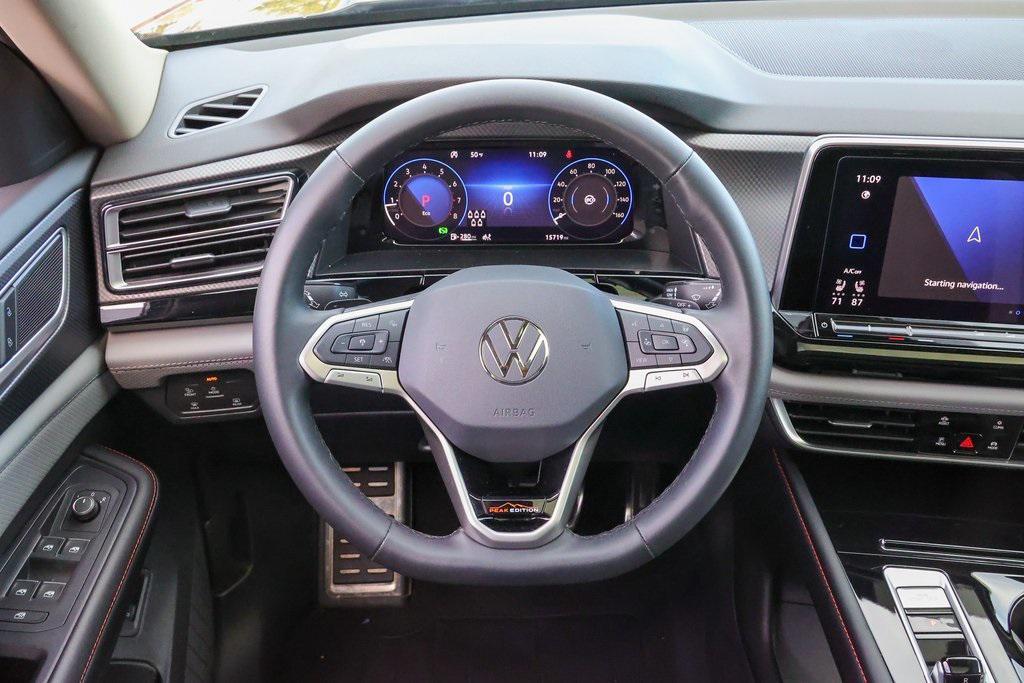 used 2024 Volkswagen Atlas car, priced at $35,999