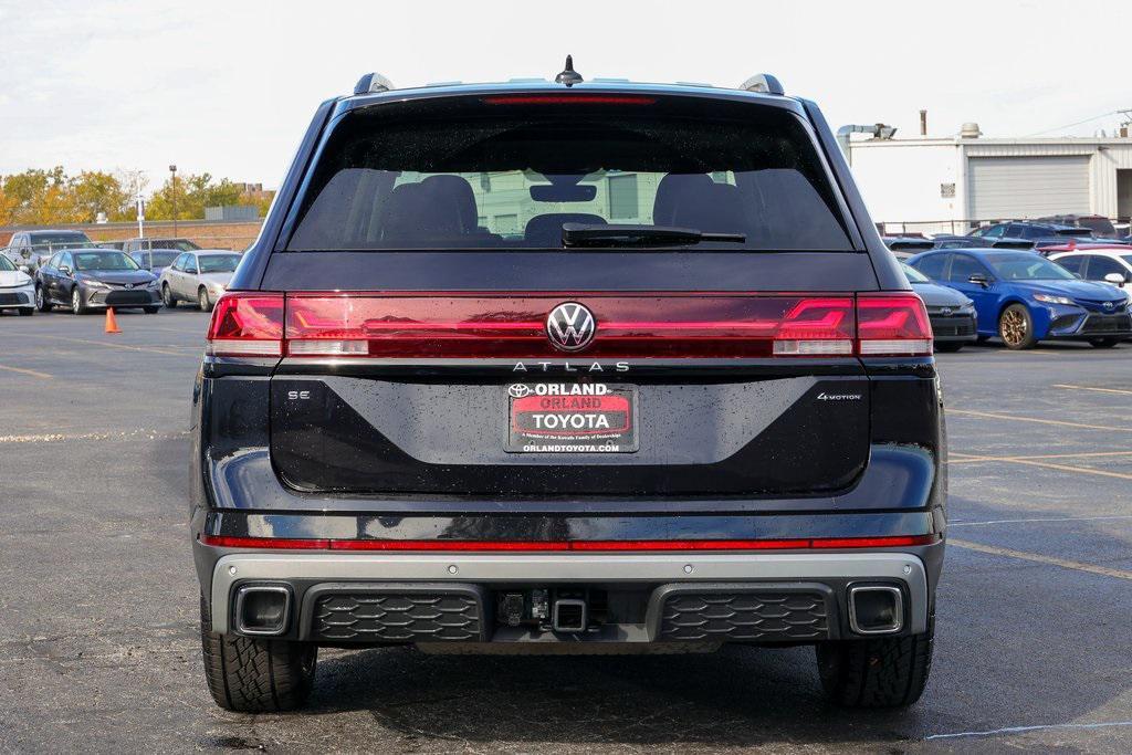 used 2024 Volkswagen Atlas car, priced at $35,999