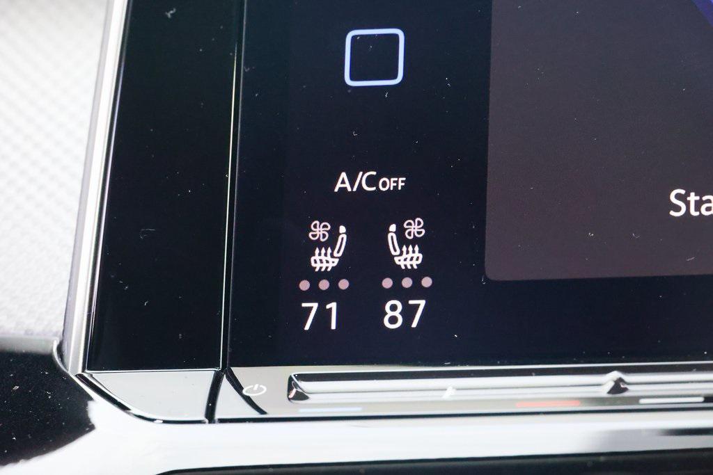 used 2024 Volkswagen Atlas car, priced at $35,999