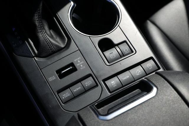 used 2021 Toyota Highlander car, priced at $35,999