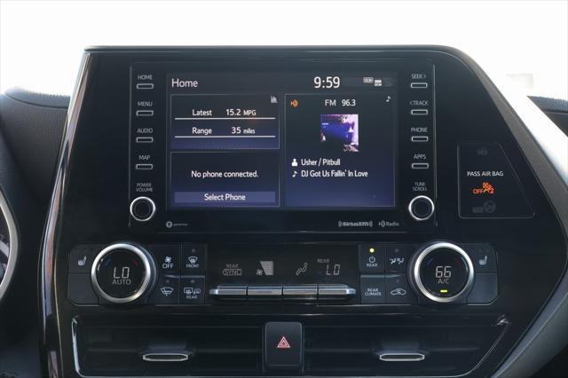 used 2021 Toyota Highlander car, priced at $35,999