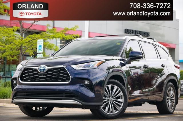 used 2021 Toyota Highlander Hybrid car, priced at $40,499