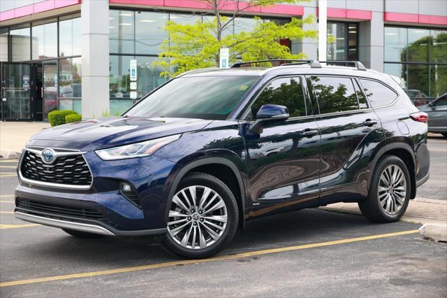 used 2021 Toyota Highlander Hybrid car, priced at $40,499