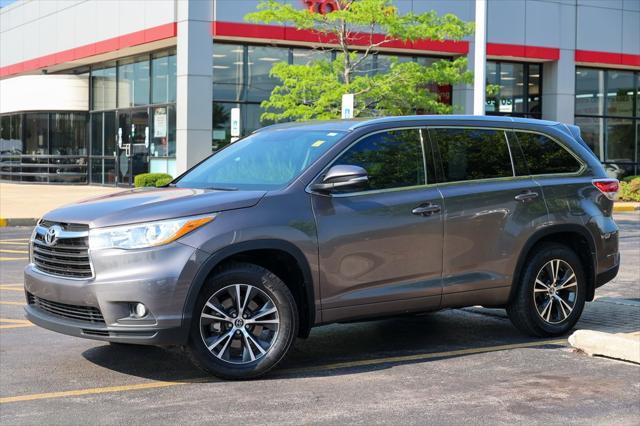 used 2016 Toyota Highlander car, priced at $18,999