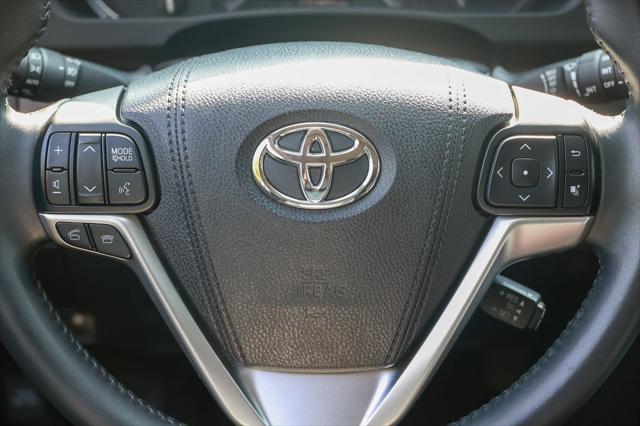 used 2016 Toyota Highlander car, priced at $18,999