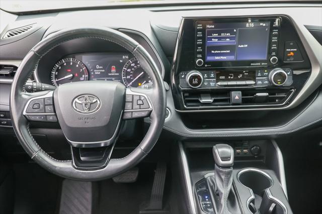 used 2021 Toyota Highlander car, priced at $36,999