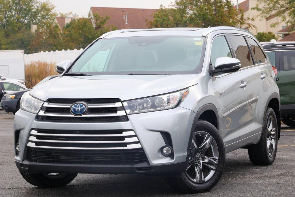 used 2019 Toyota Highlander Hybrid car, priced at $36,999