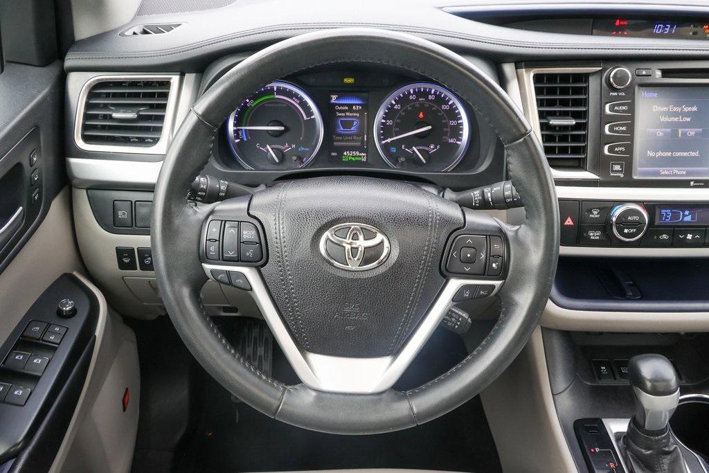 used 2019 Toyota Highlander Hybrid car, priced at $36,999