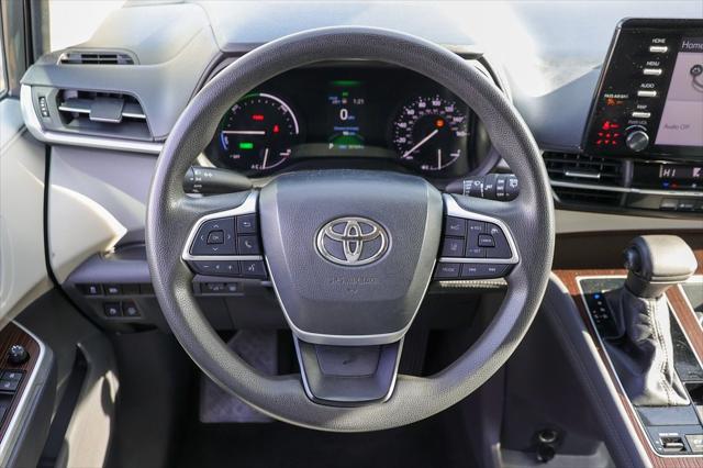 used 2023 Toyota Sienna car, priced at $52,999