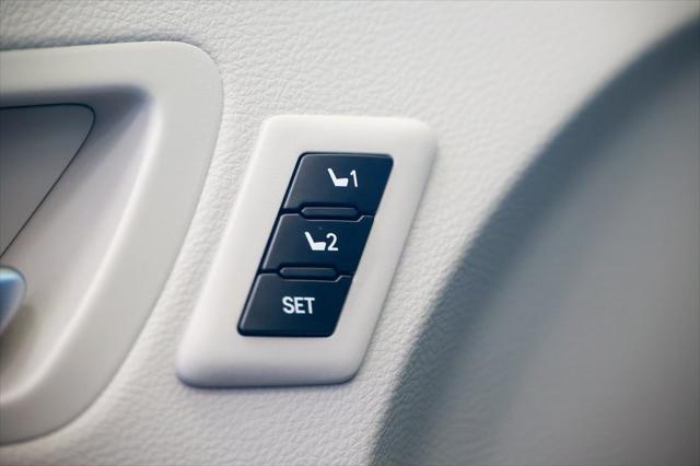 used 2023 Toyota Sienna car, priced at $51,299