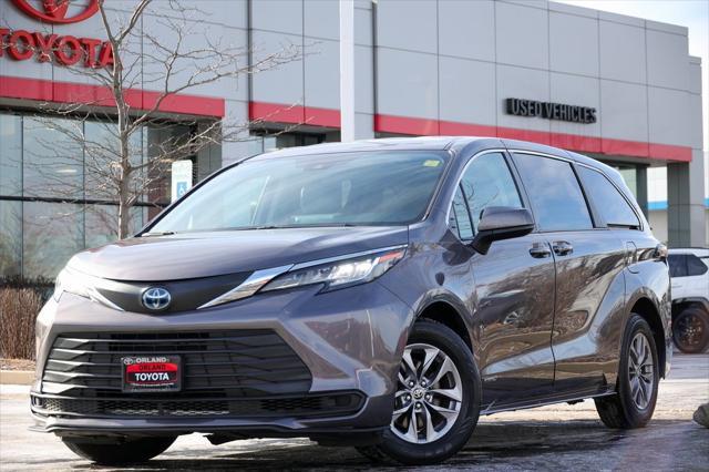 used 2023 Toyota Sienna car, priced at $52,999