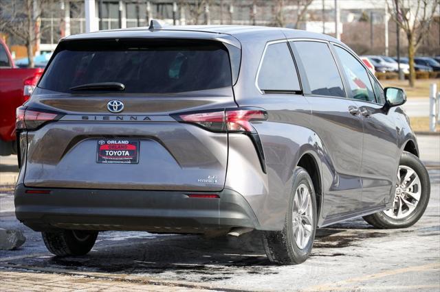 used 2023 Toyota Sienna car, priced at $52,999