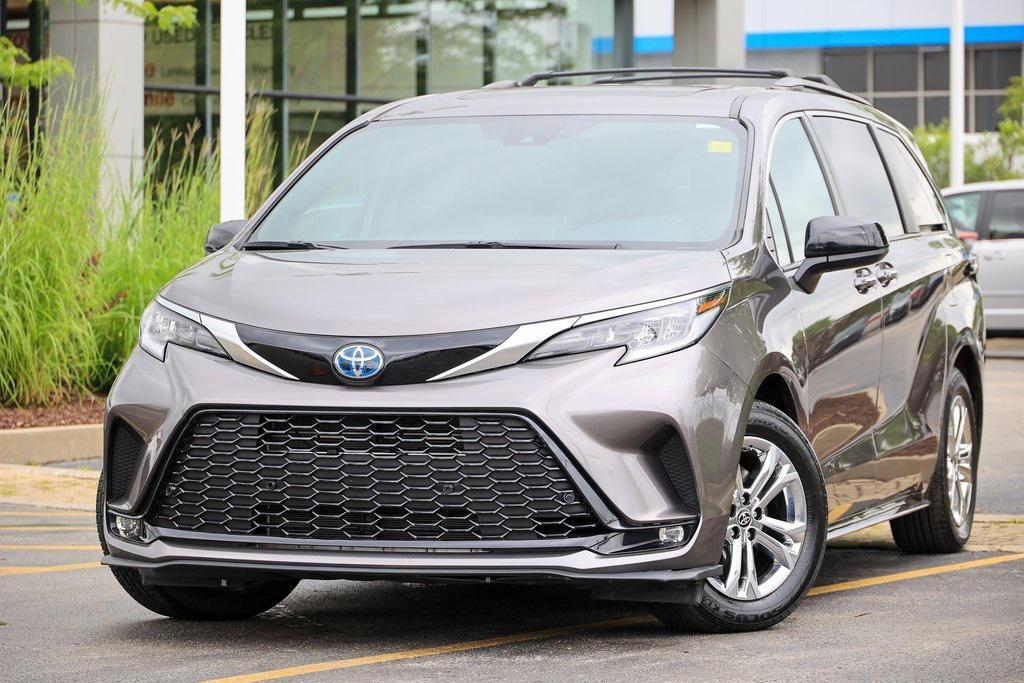 used 2022 Toyota Sienna car, priced at $48,499