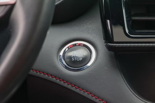 used 2023 Toyota Highlander car, priced at $44,999