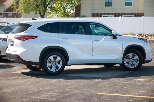 used 2023 Toyota Highlander car, priced at $36,499