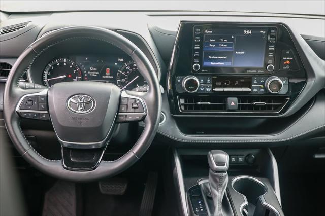 used 2021 Toyota Highlander car, priced at $40,645