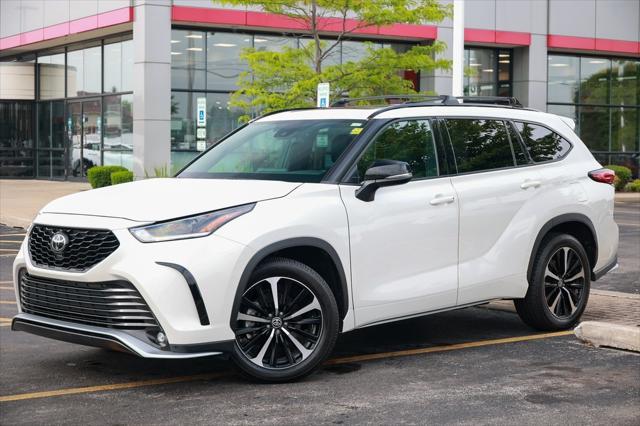 used 2021 Toyota Highlander car, priced at $40,645