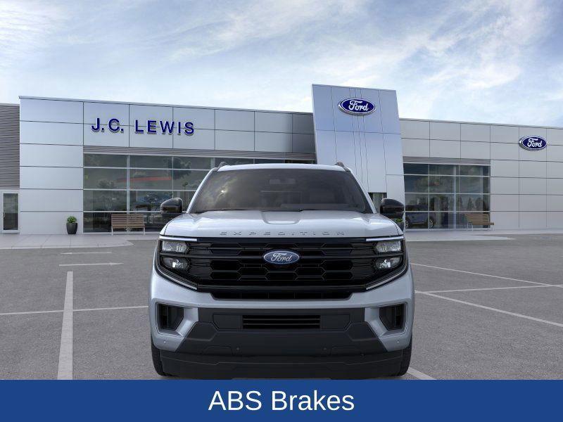 new 2025 Ford Expedition car, priced at $64,112