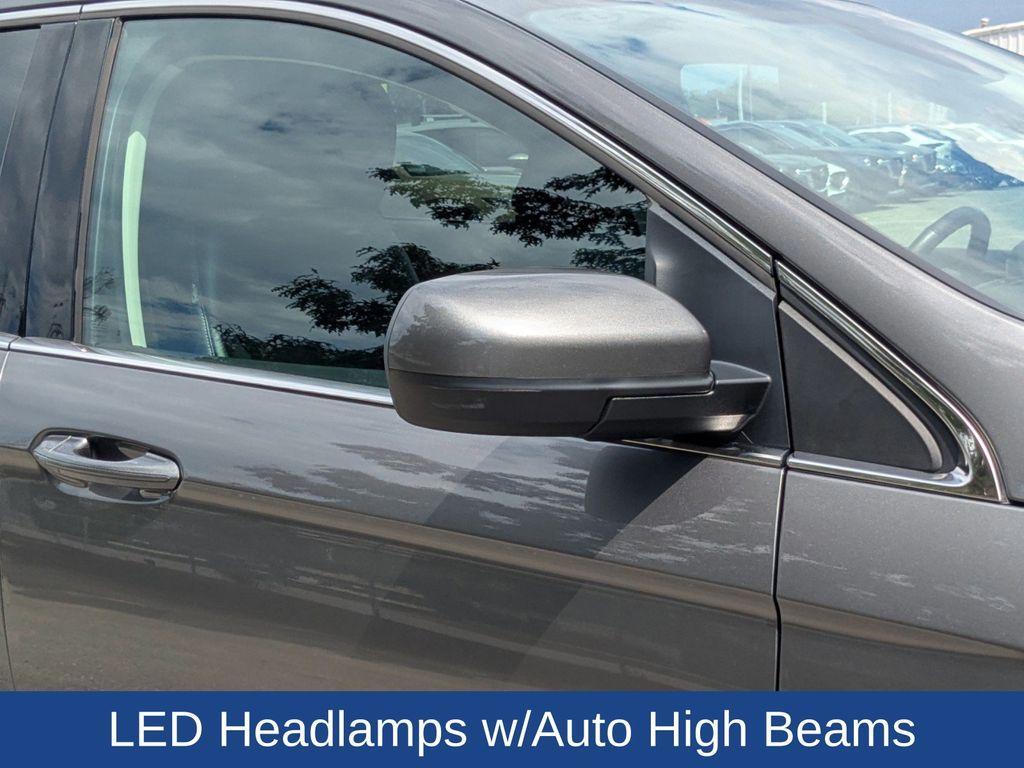 used 2023 Ford Edge car, priced at $25,500
