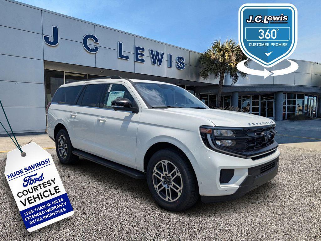 new 2025 Ford Expedition Max car, priced at $70,925