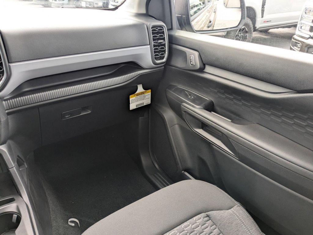 new 2025 Ford Ranger car, priced at $33,295