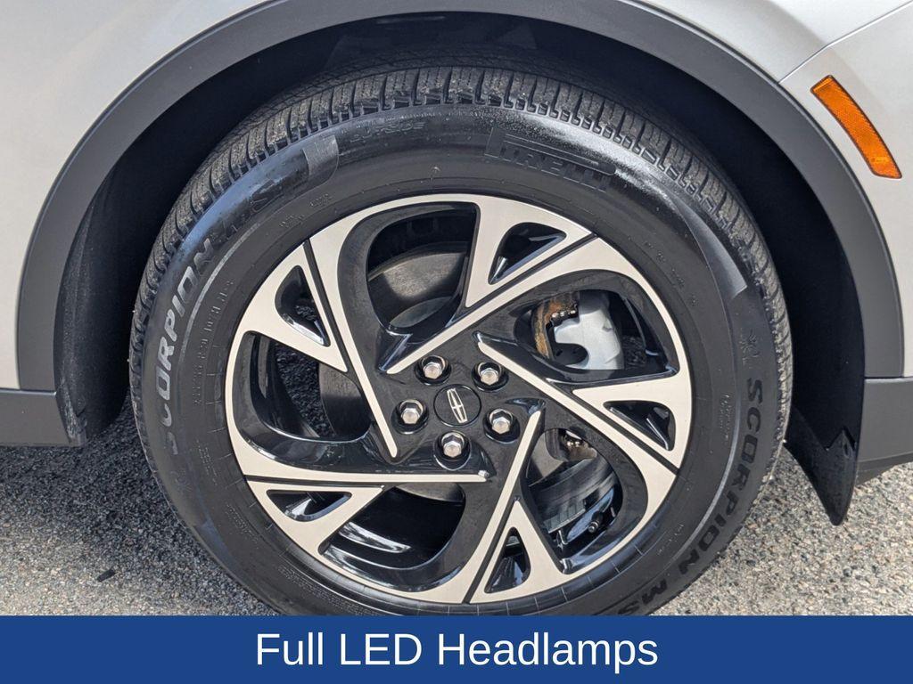 used 2024 Lincoln Nautilus car, priced at $47,500